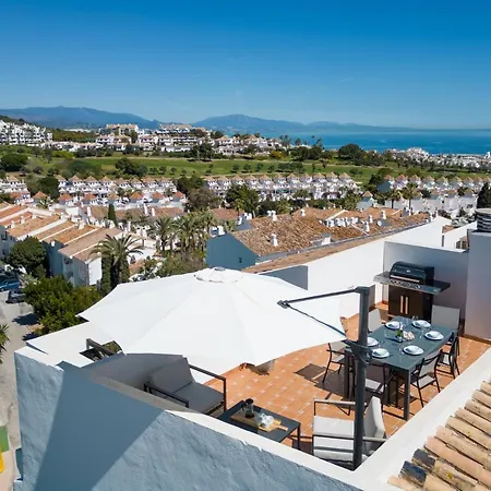 Apartment 4 Penthouse, Roof Terrace In Andalucia Spanien Manilva